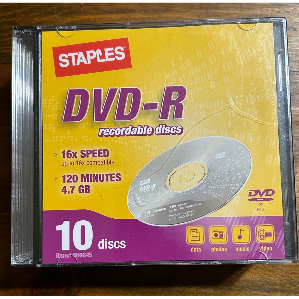 Staples DVD-R 4.7GB 16x Recordable Discs 10 Pack with Slim Jewel Cases 560845